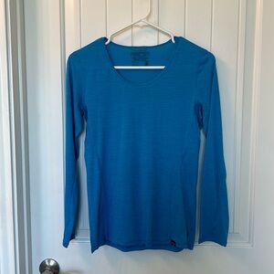 XS Patagonia capilene cool lightweight fast drying shirt